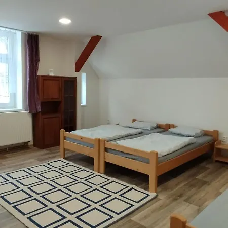 Homestay Posta Polubny - V Soukromi