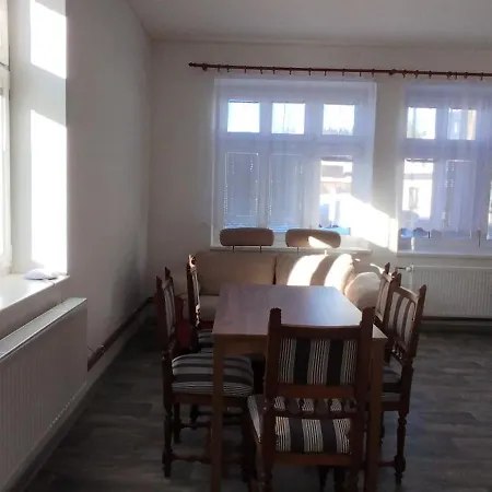 Homestay Posta Polubny - V Soukromi *
