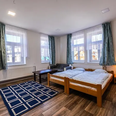 Posta Polubny - V Soukromi Homestay *